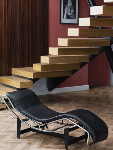 home-interior-design-stairs-min